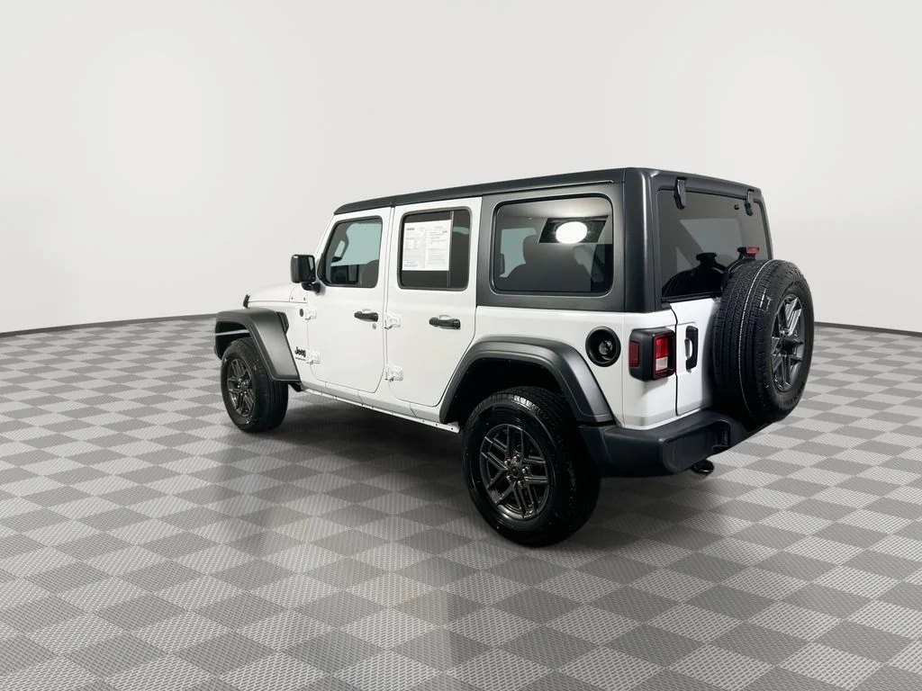Used 2025 White Jeep Sport S image 6