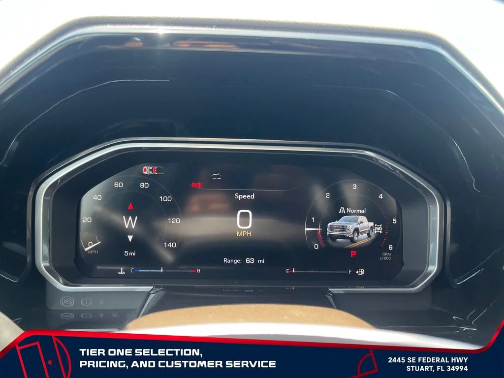 New 2026 Summit White GMC SLT image 27