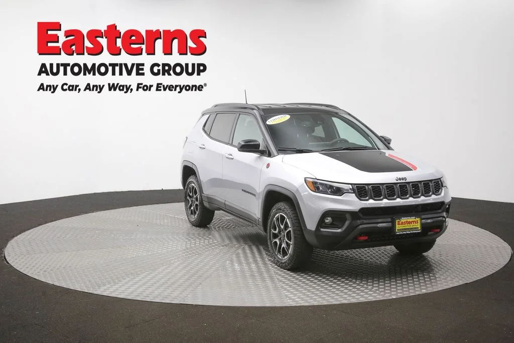 Used 2025 Silver Jeep Trailhawk image 49