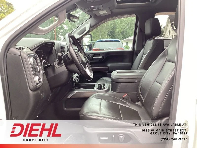 Used 2020 White GMC SLT image 24