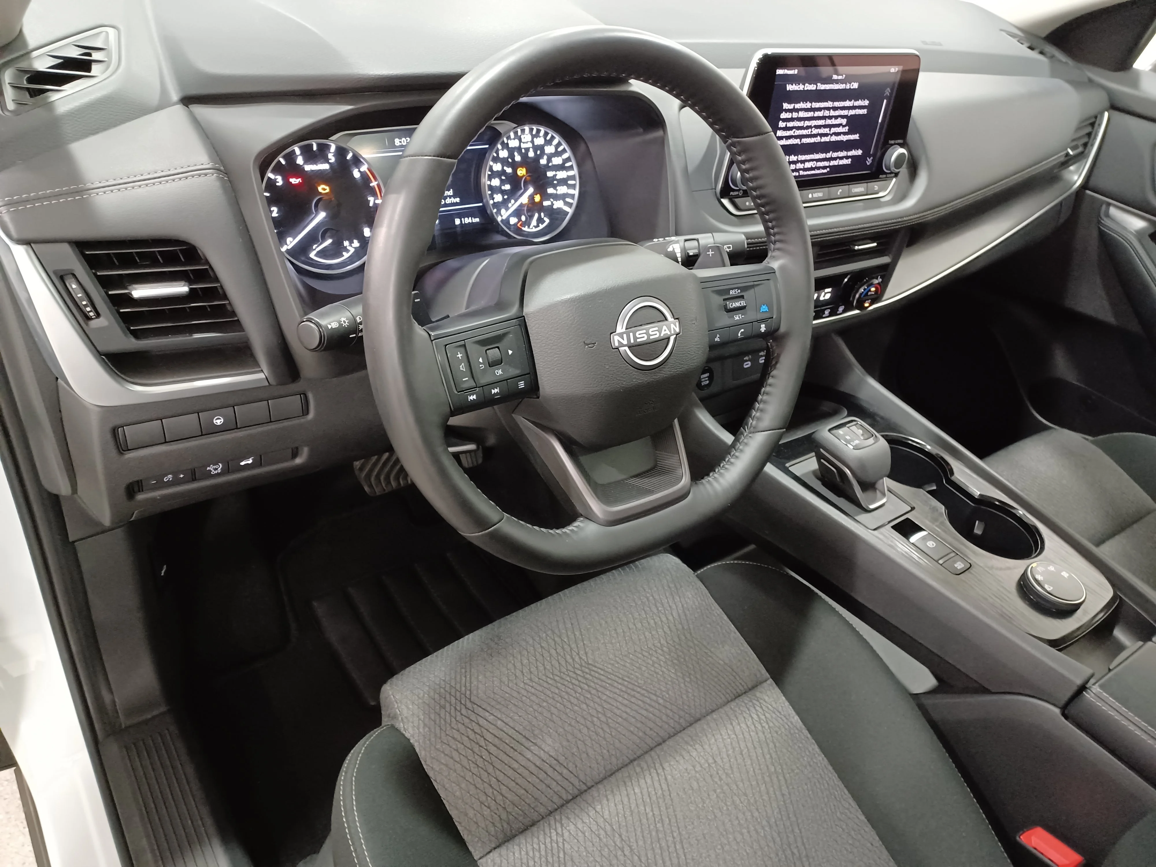 Certified Used 2025 Everest White Tricoat Pearl Nissan SV*Adaptive Cruise | Remote Start | Htd Seats | Pano Roof | Htd Wheel | Blind Spot Detection image 14