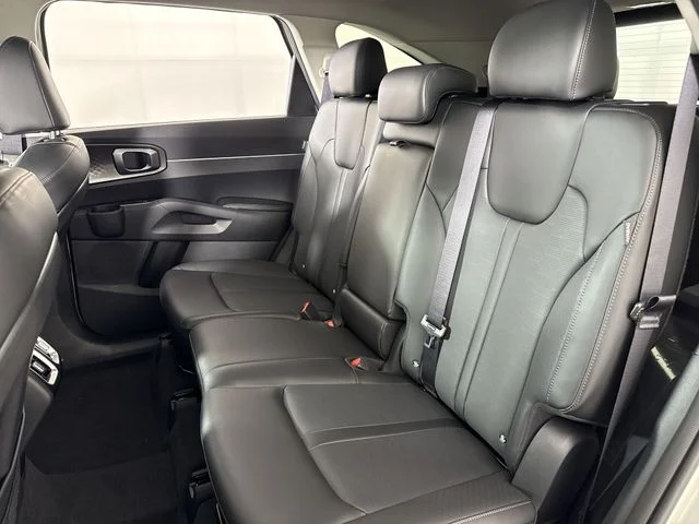 New 2026 Ivory Silver Kia S image 22