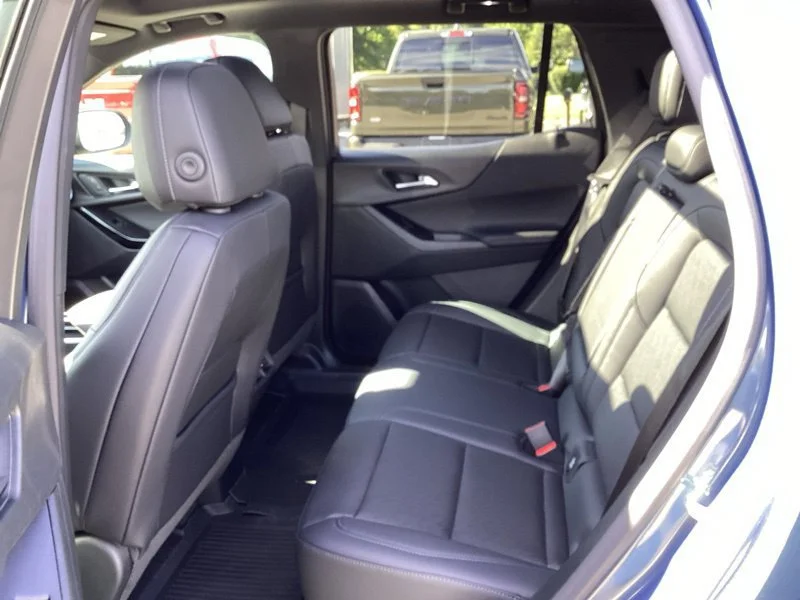 2027 Chevrolet Equinox LT - Photo 18