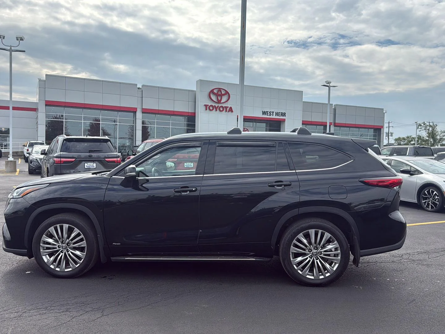 Used 2023 Midnight Black Metallic Toyota Platinum image 6