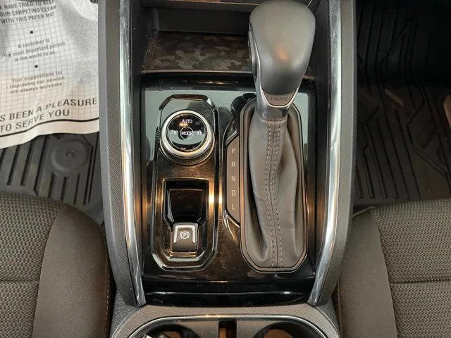 Used 2025 Silver GMC Elevation image 44