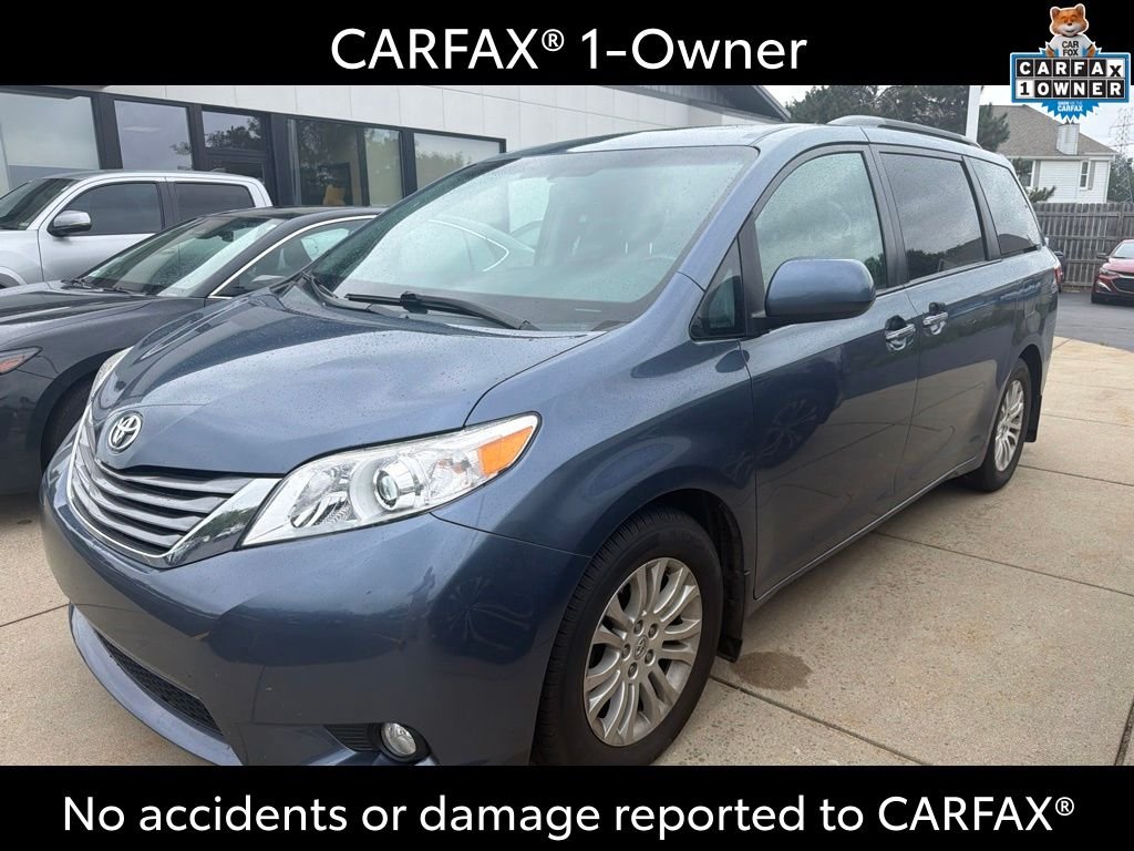 Used 2016 Blue Toyota XLE image 2