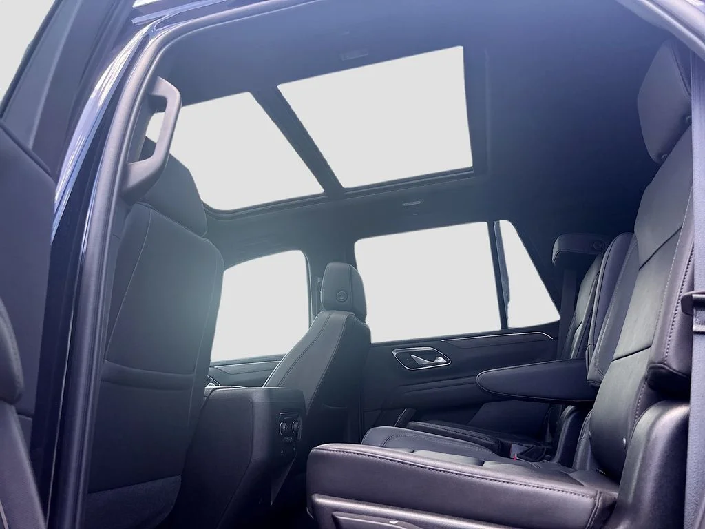 Used 2023 Blue Chevrolet Z71 image 19