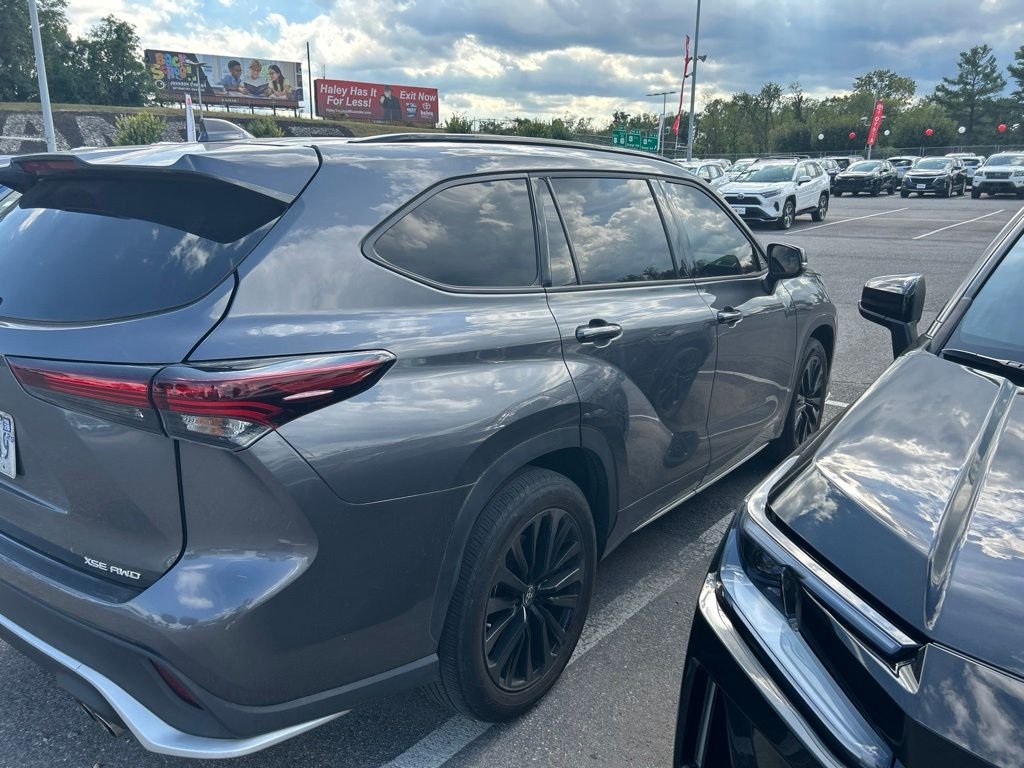 Used 2024 Gray Toyota XSE image 3
