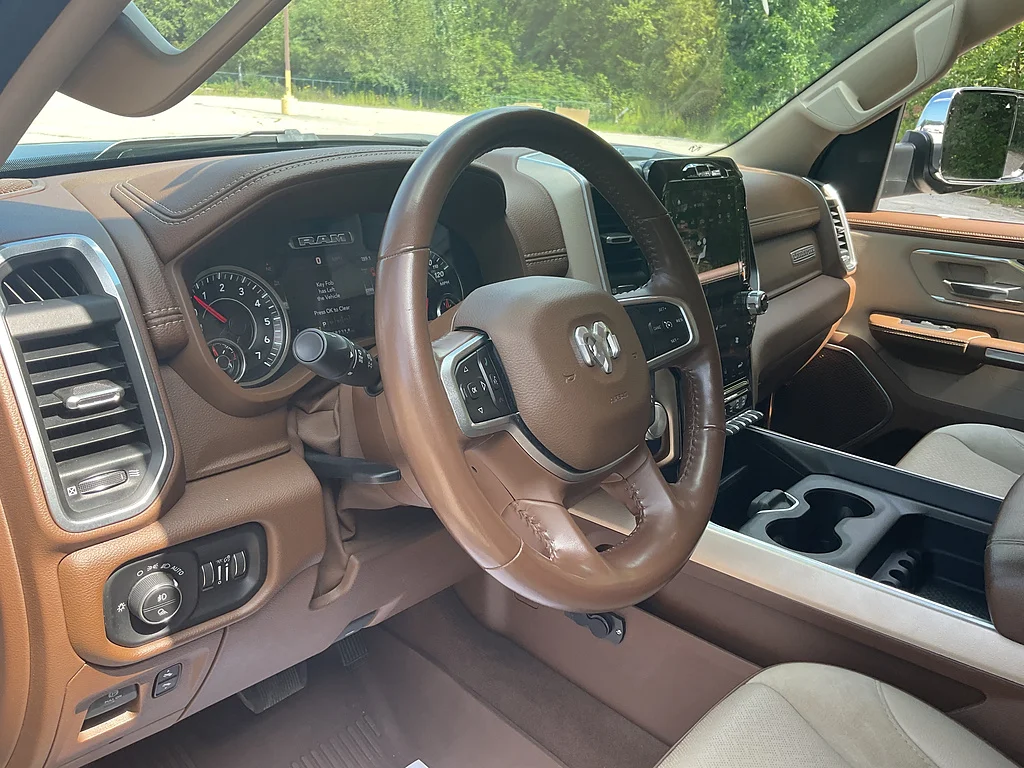 Used 2021 Billet Silver Metallic Clear Coat Ram Laramie image 10