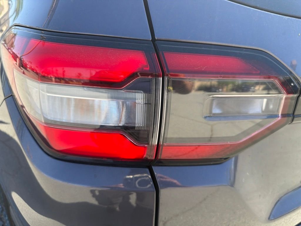Used 2023  Honda EX-L image 7