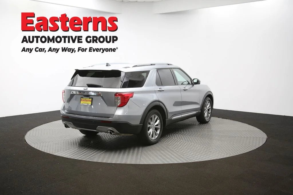 Used 2024 Silver Ford Limited image 45