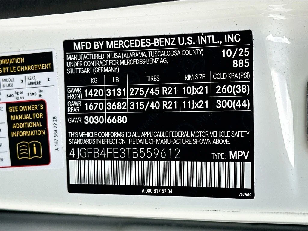 Certified Used 2026 MANUFAKTUR Moonlight White Metallic Mercedes-Benz GLE 350 image 33