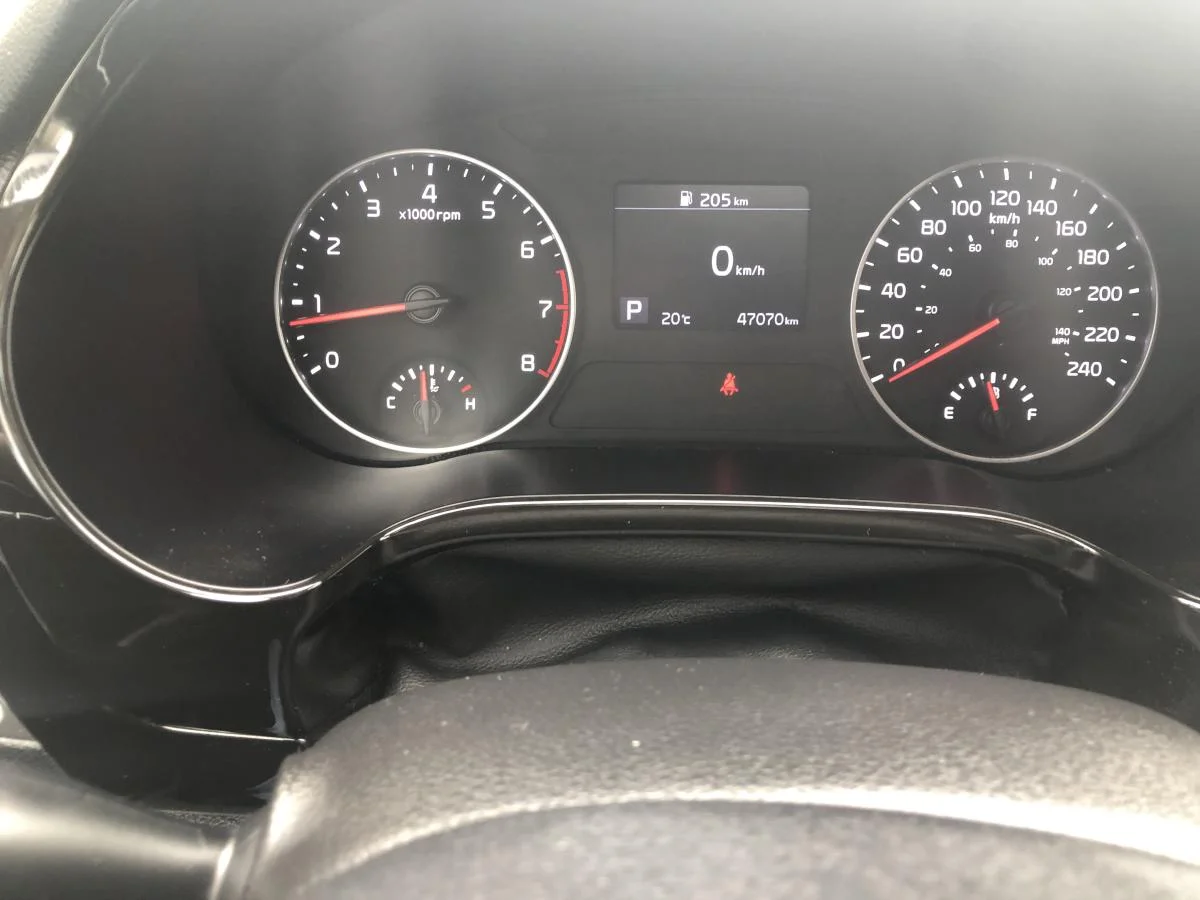 Used 2022 Grey Kia EX AWD image 14