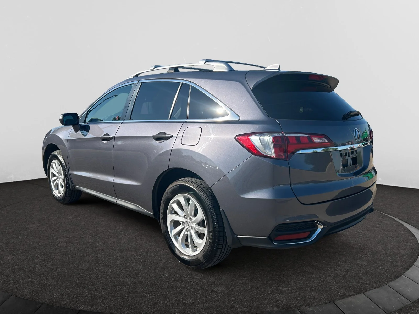 Used 2018 Gray Acura Tech AWD image 3