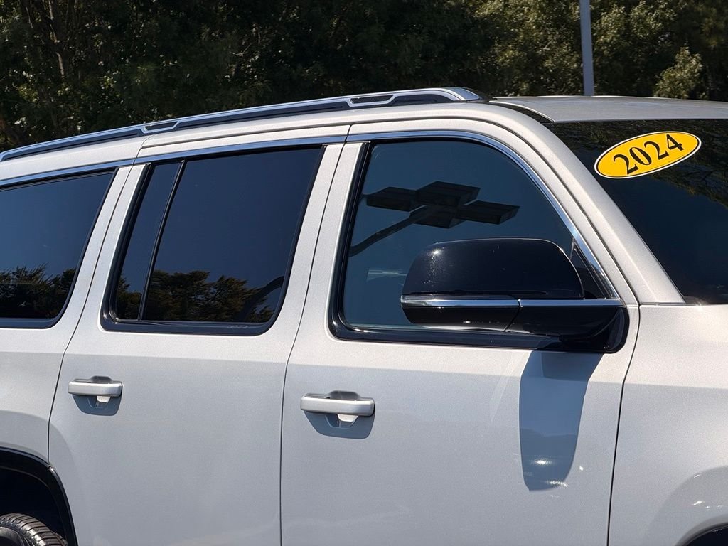 Used 2024 Silver Jeep Series II image 7