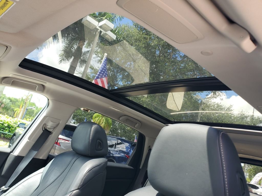 Used 2020  Acura Technology Package image 18