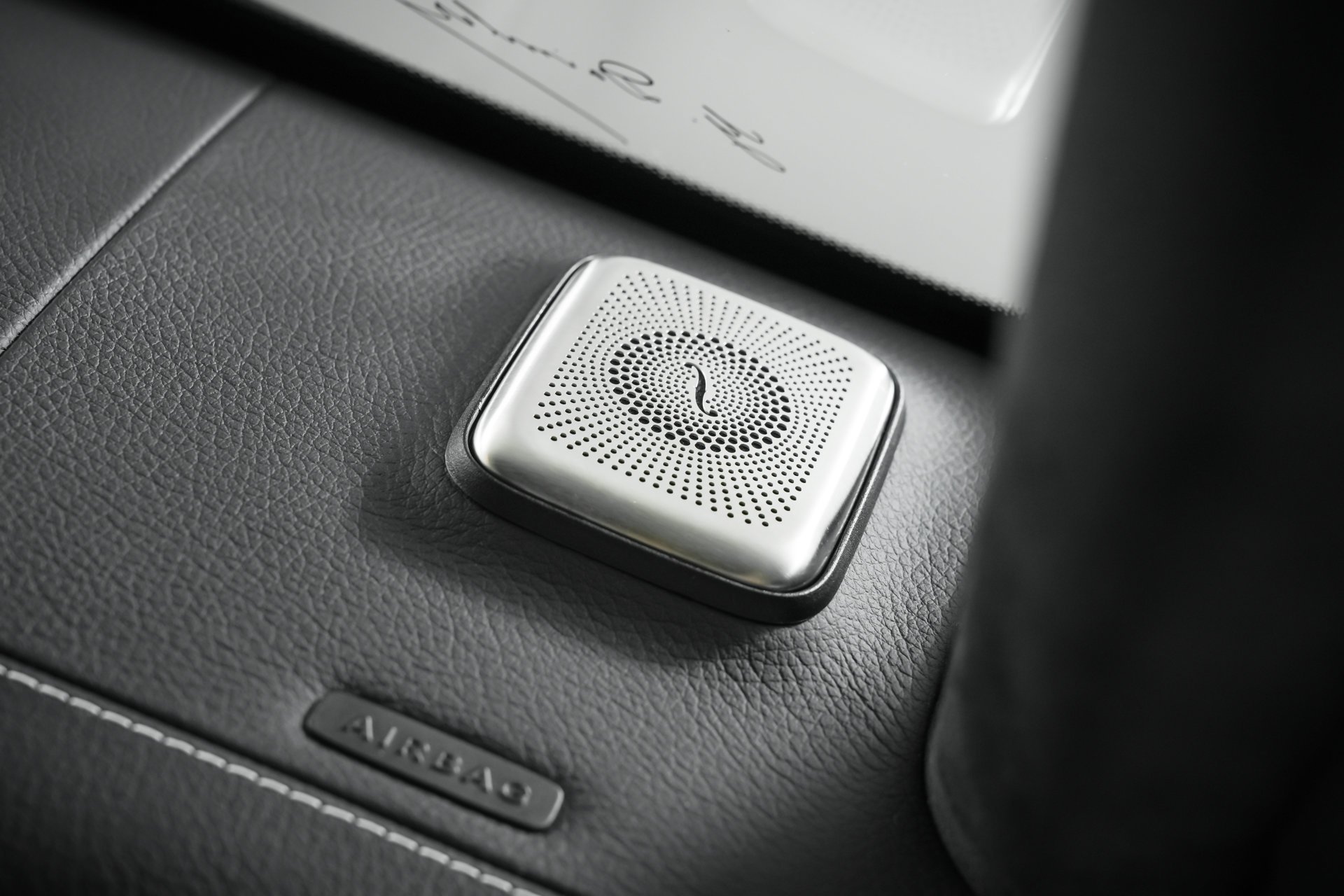 Used 2025  Mercedes-Benz G 63 AMG® image 100
