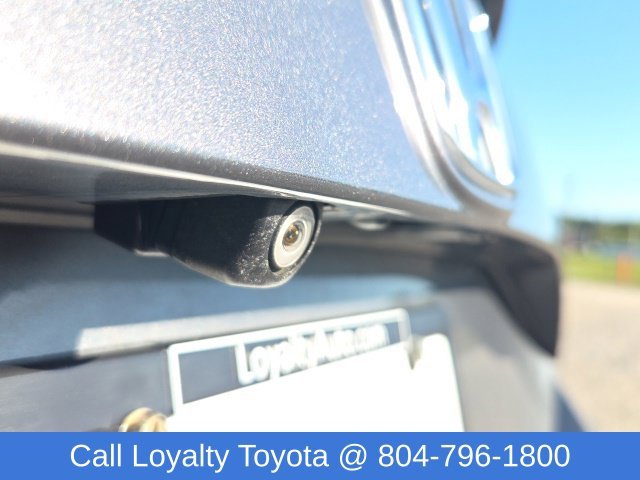 Used 2017  Honda Sport image 16