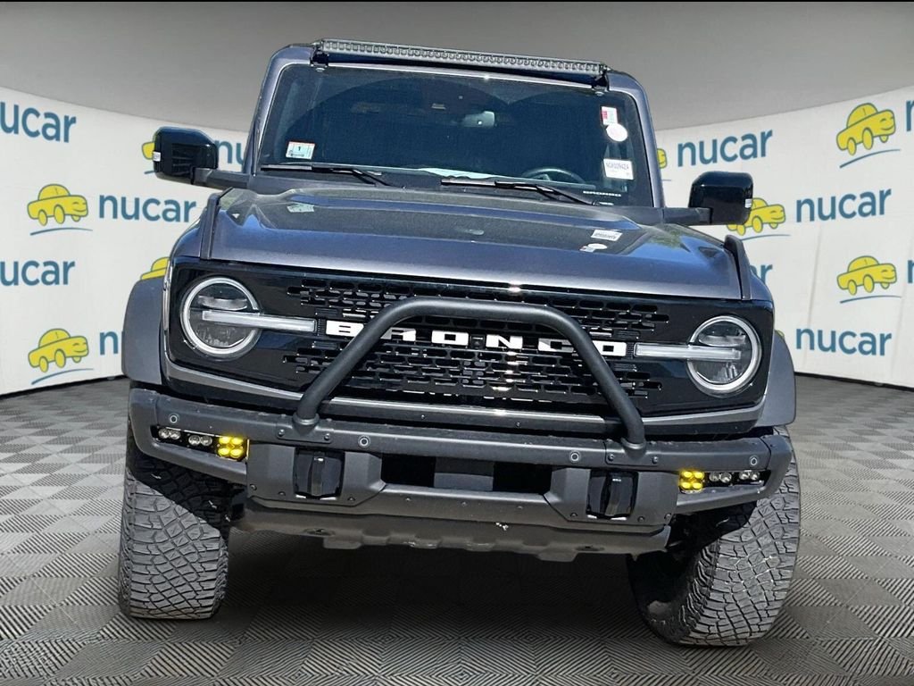 Used 2021 Gray Ford Wildtrak image 2