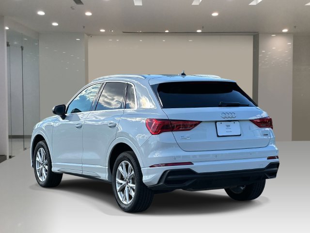 Used 2025 White Audi Premium image 4