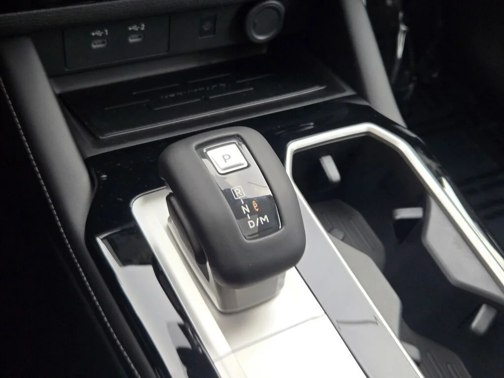New 2026 Gray Mitsubishi SE image 24