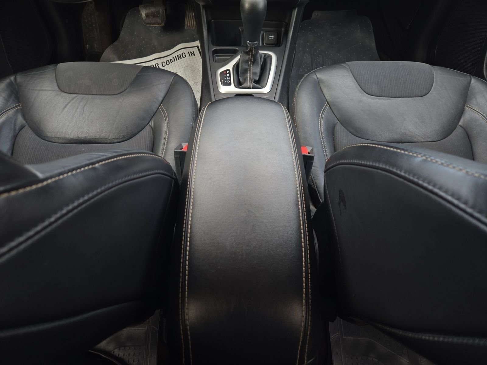 Used 2018 Red Jeep Latitude Plus image 14