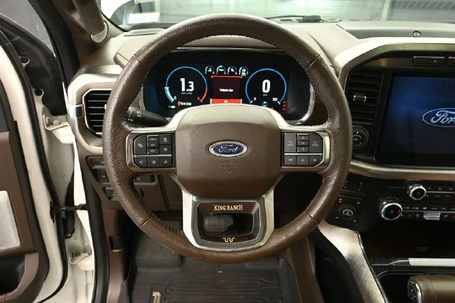 Used 2022 White Ford King Ranch image 22