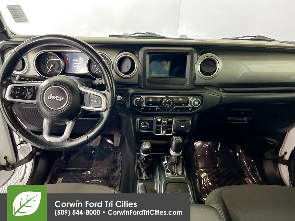 Used 2019 Bright White Clearcoat Jeep Unlimited Sahara image 7