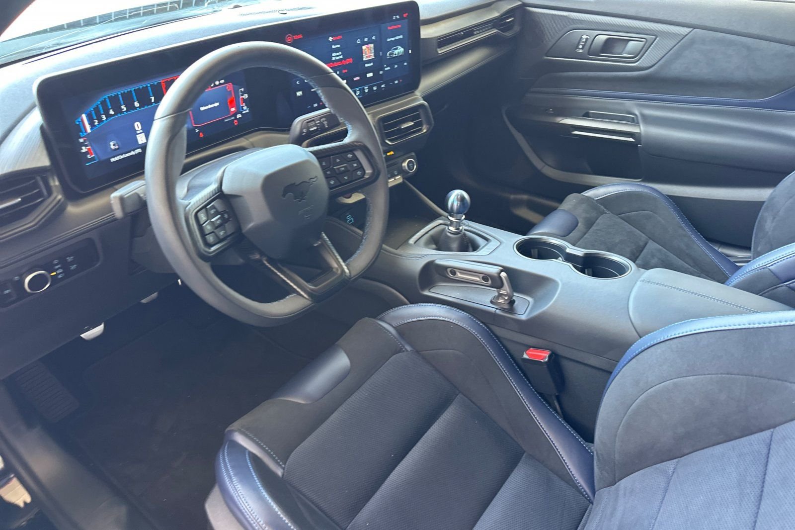Used 2025 Black Ford Dark Horse image 9