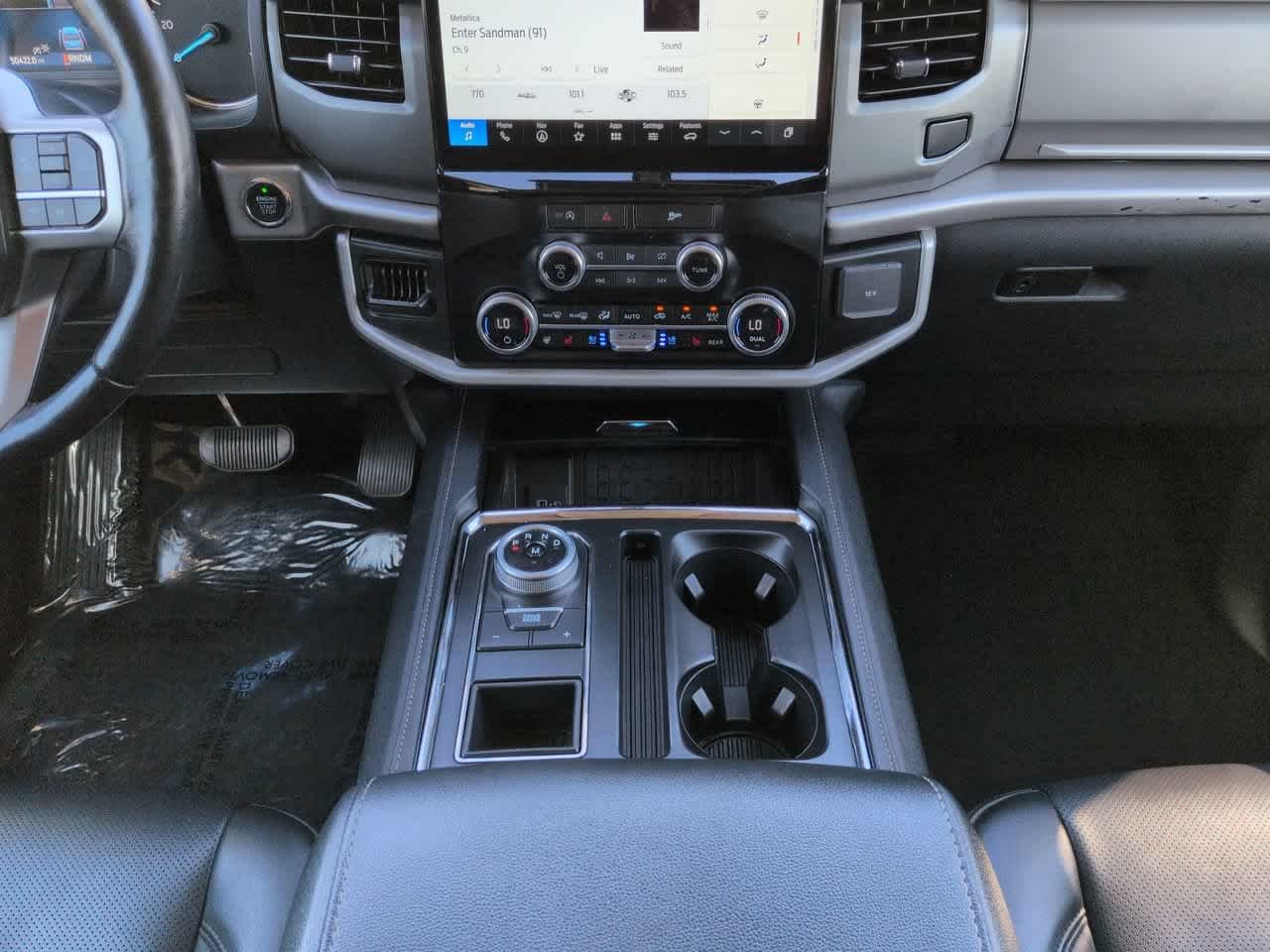 Used 2024 Agate Black Metallic Ford XLT image 19