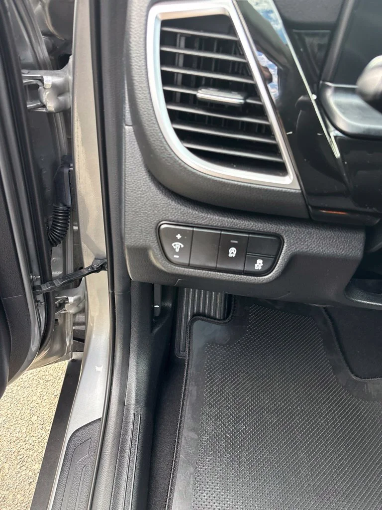 Used 2025 Gray Kia S image 10