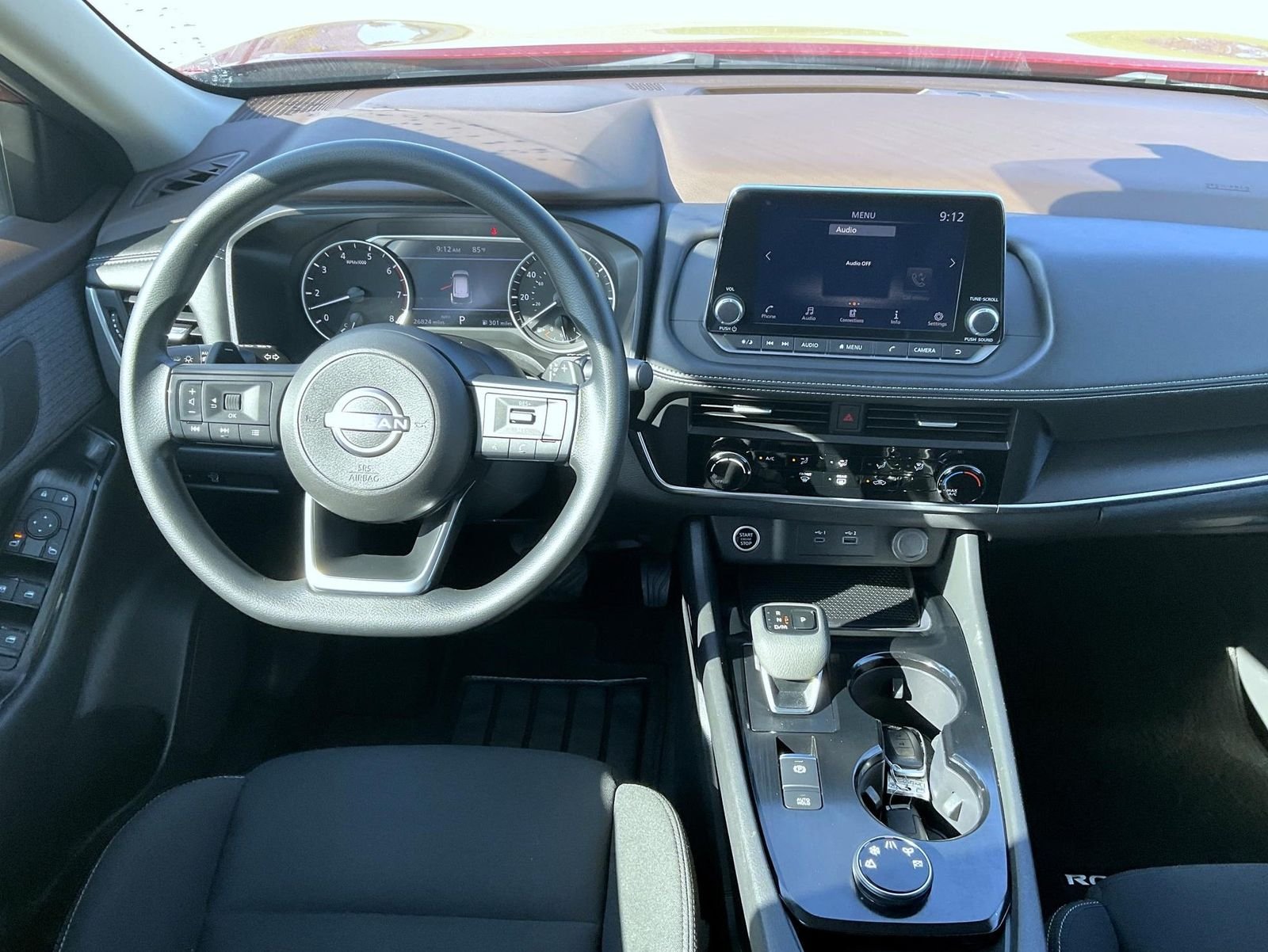 Used 2023 Red Nissan S image 14