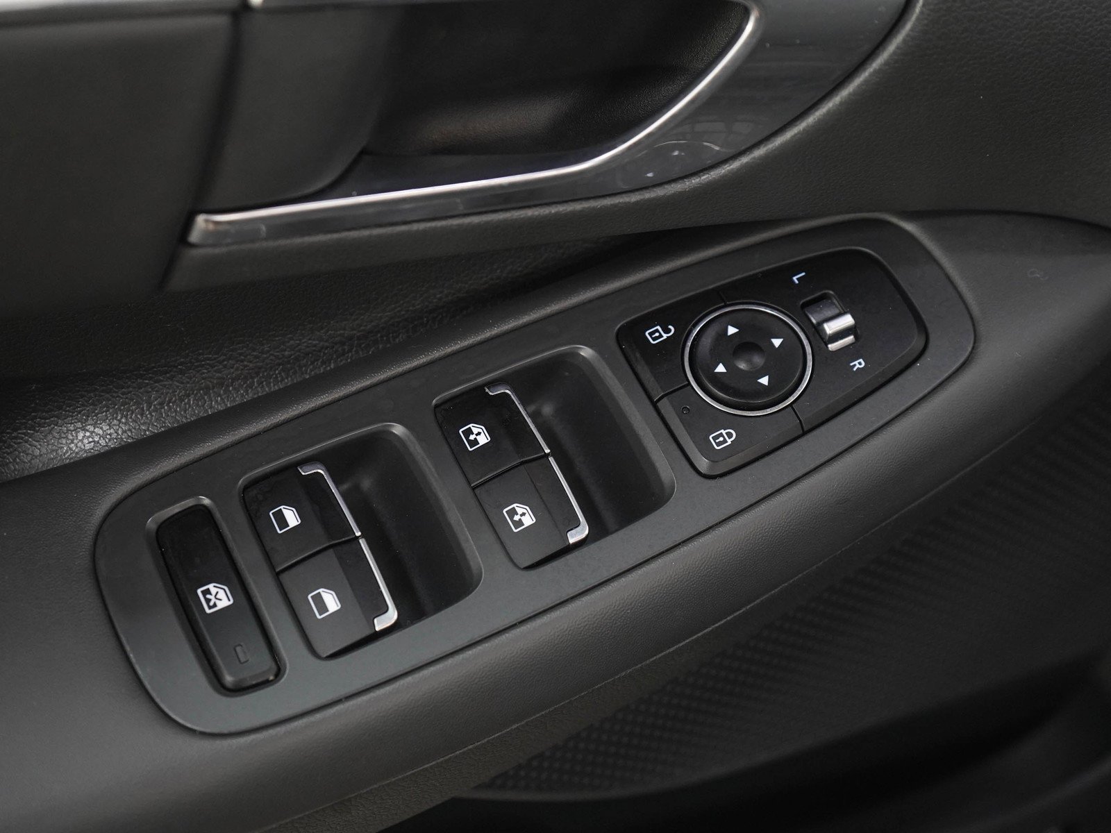 2023 Hyundai Sonata SEL Plus - Photo 21