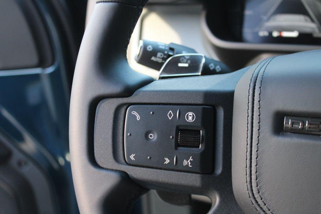 2026 Land Rover Defender OCTA - Photo 22