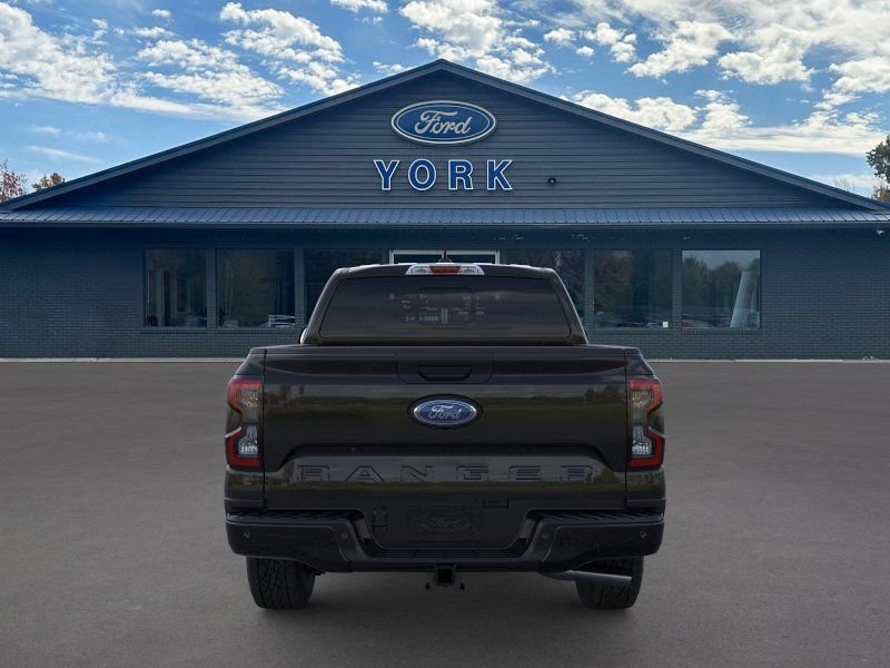 New 2026 Shadow Black Ford XLT image 5