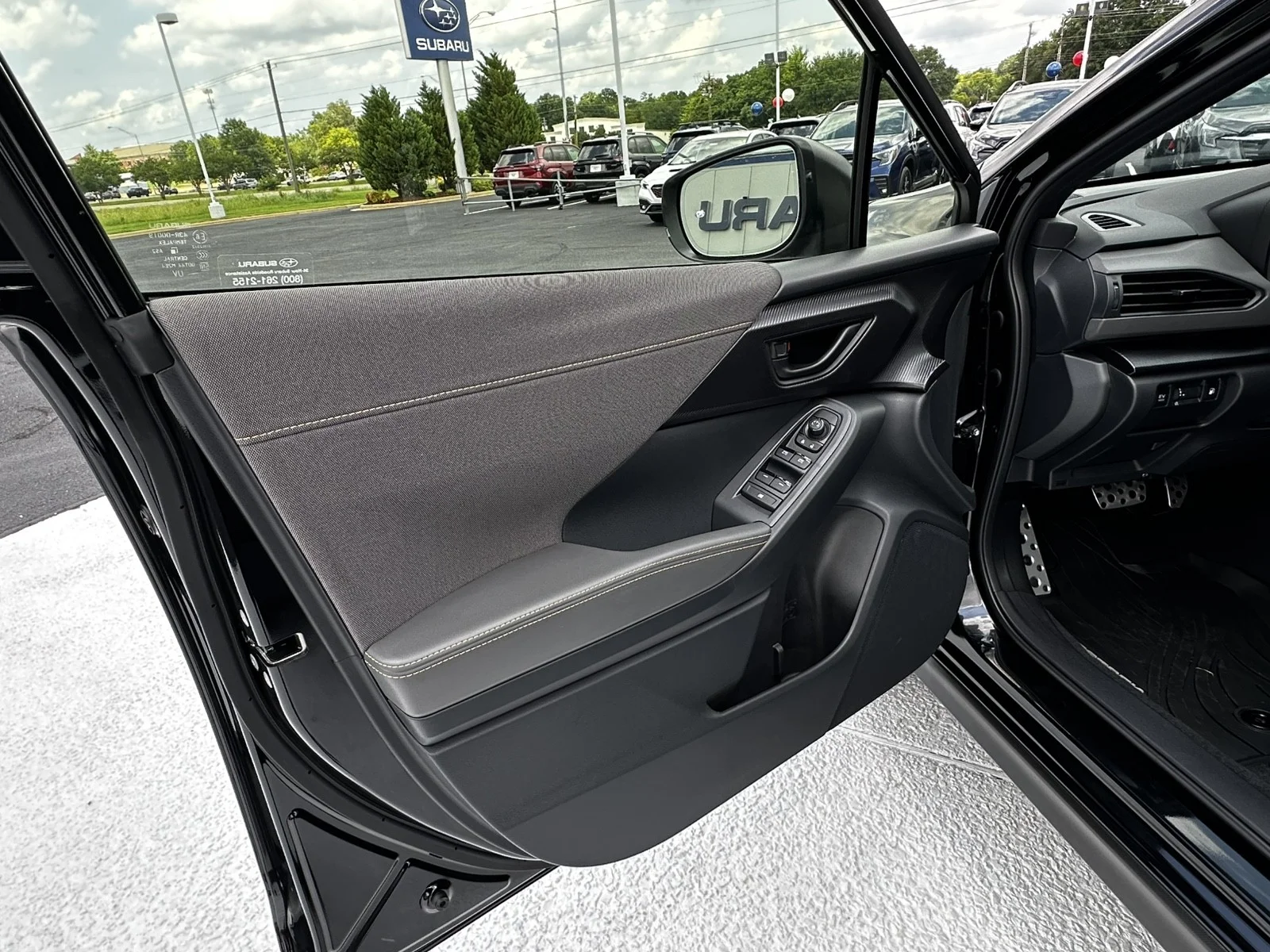 New 2026 CRYSTAL BLACK SILICA Subaru Sport Hybrid image 13