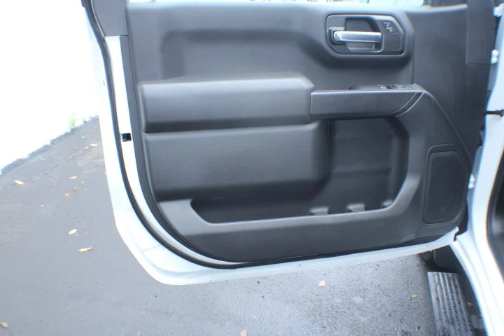 Used 2026 Summit White Chevrolet WT image 6