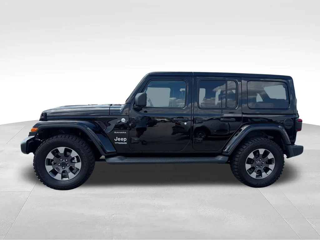 Used 2018 Black Jeep Unlimited Sahara image 2