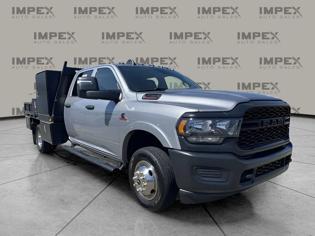 Used 2023 Silver Ram Tradesman image 2