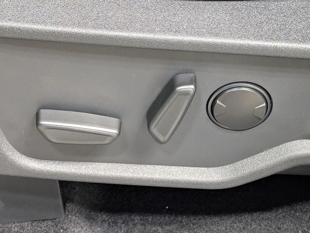New 2026 Avalanche Gray Ford Outer Banks® image 13