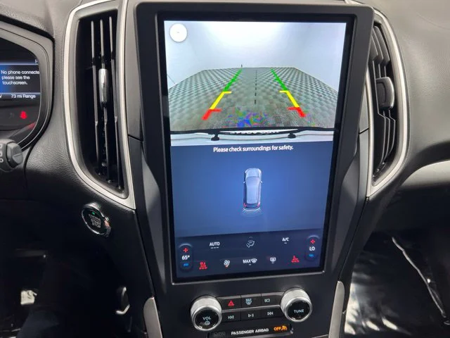 Used 2023 White Ford SEL image 19