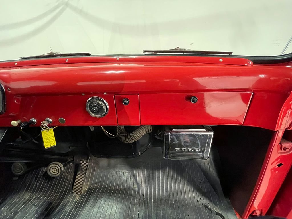 Used 1953 Red Ford  image 50