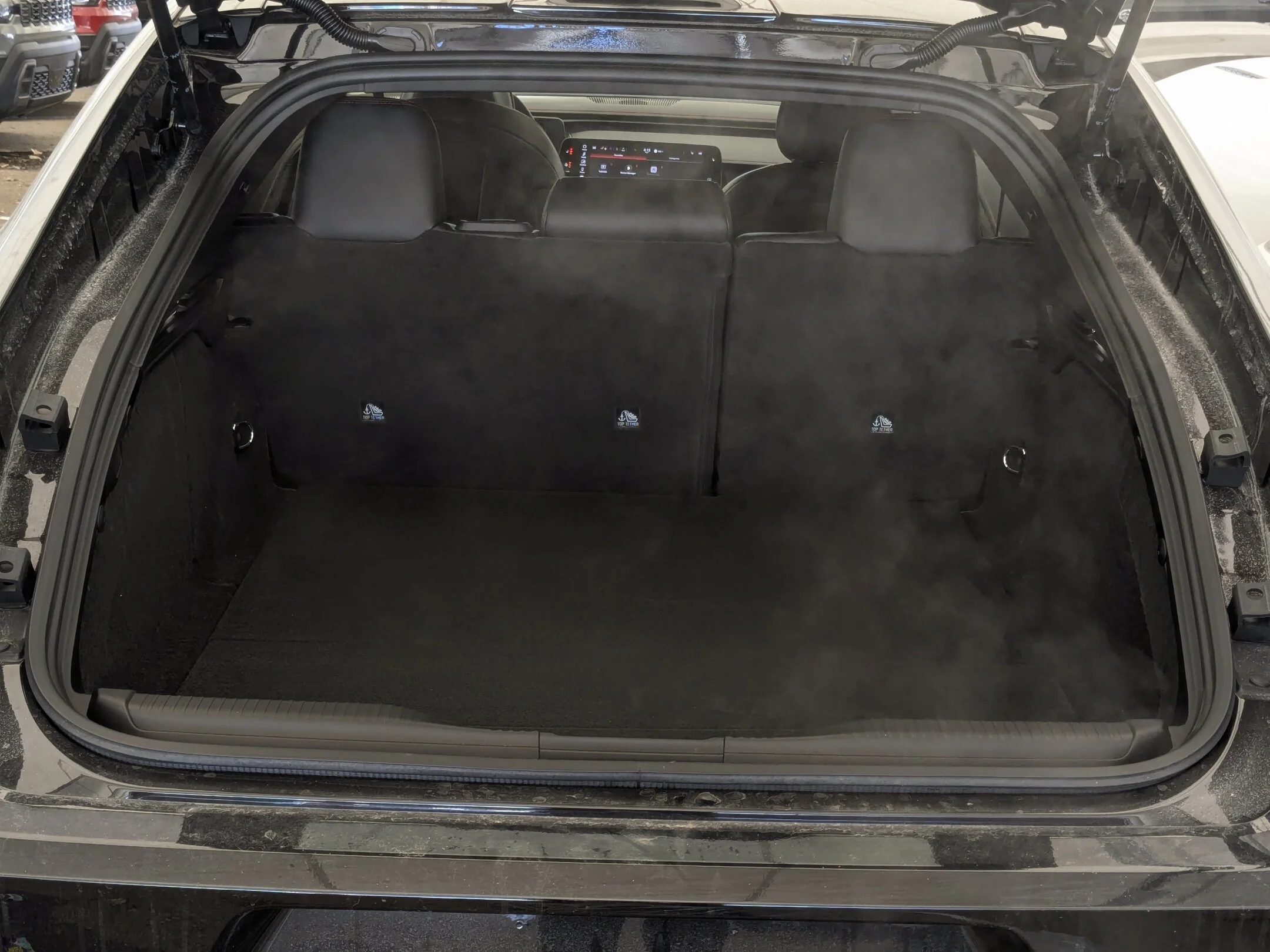 New 2026 Black Dodge R/T - - Blacktop Pkg - Driver Convenience Grp - Alpine Audio - 20 Black Wheels & More! image 27