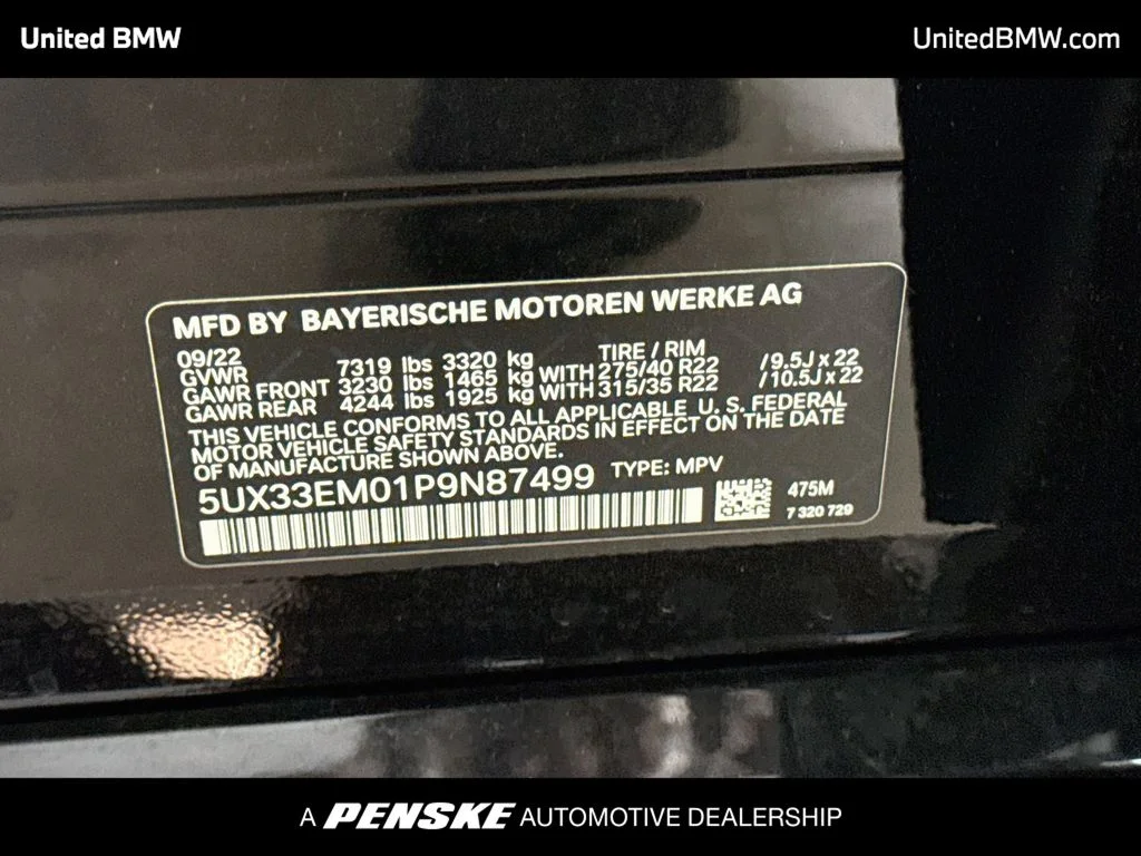 Used 2023 Black Sapphire Metallic BMW M60i image 16