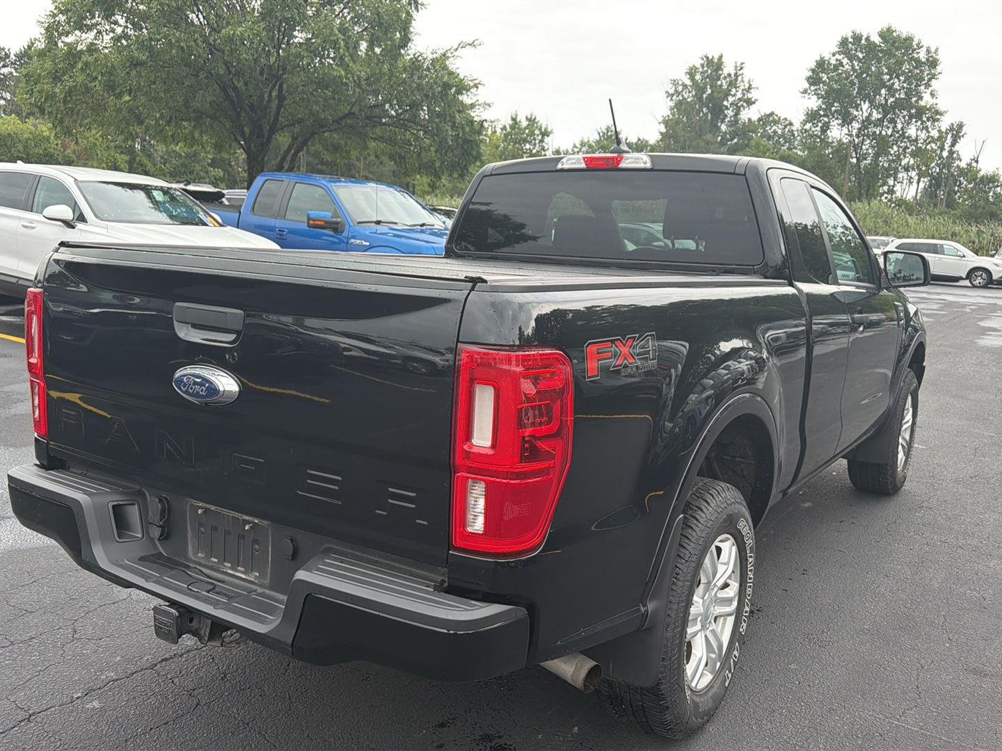 Used 2022 Shadow Black Ford XLT image 6