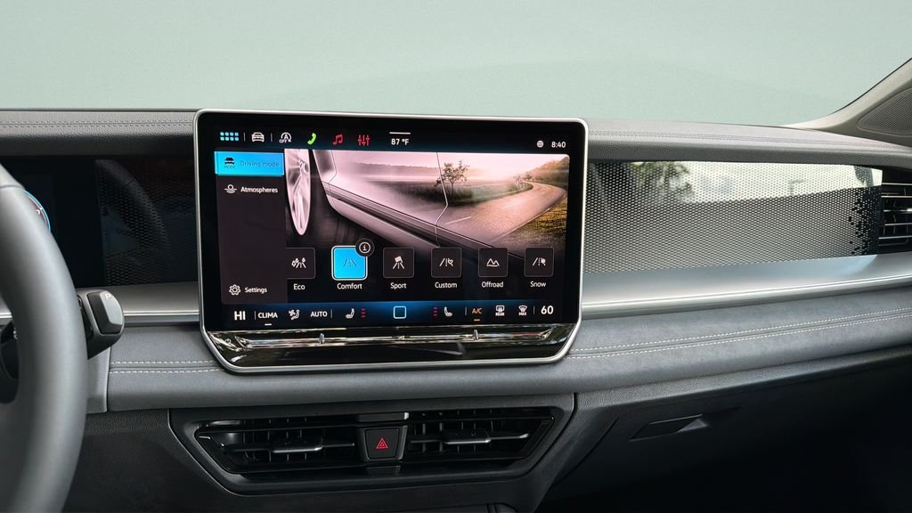 New 2026 Deep Black Pearl Volkswagen 2.0T SE image 17