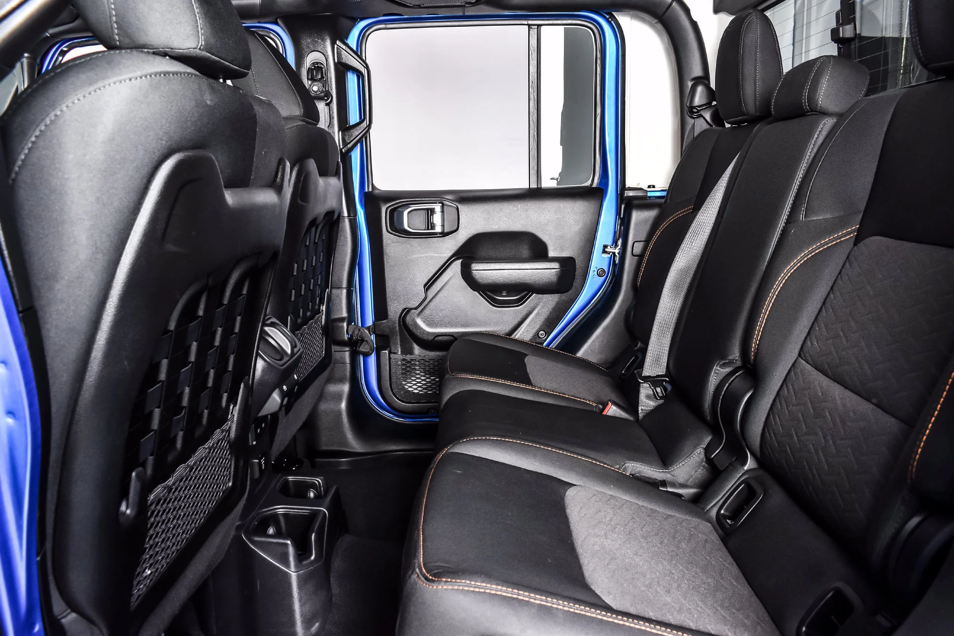 Used 2022 Blue Pearl Jeep Mojave image 18