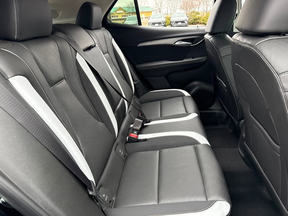 2025 Buick Envision Sport Touring - Photo 36