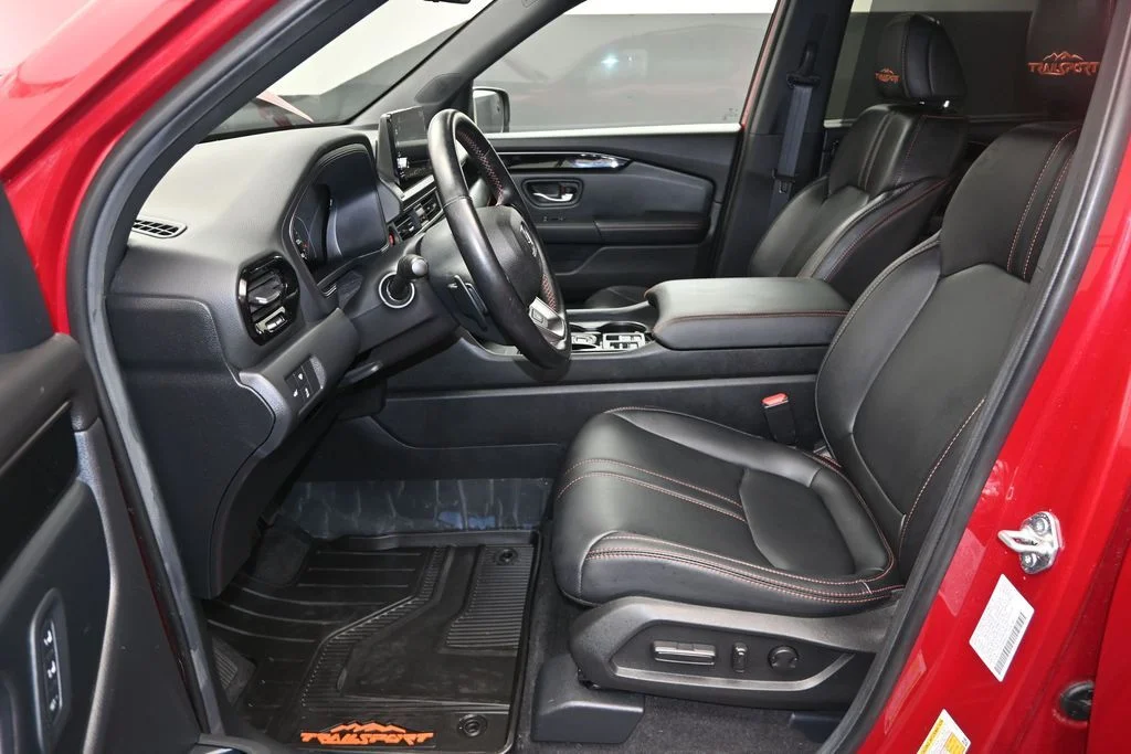 Certified Used 2025 Radiant Red Metallic II Honda TrailSport image 14