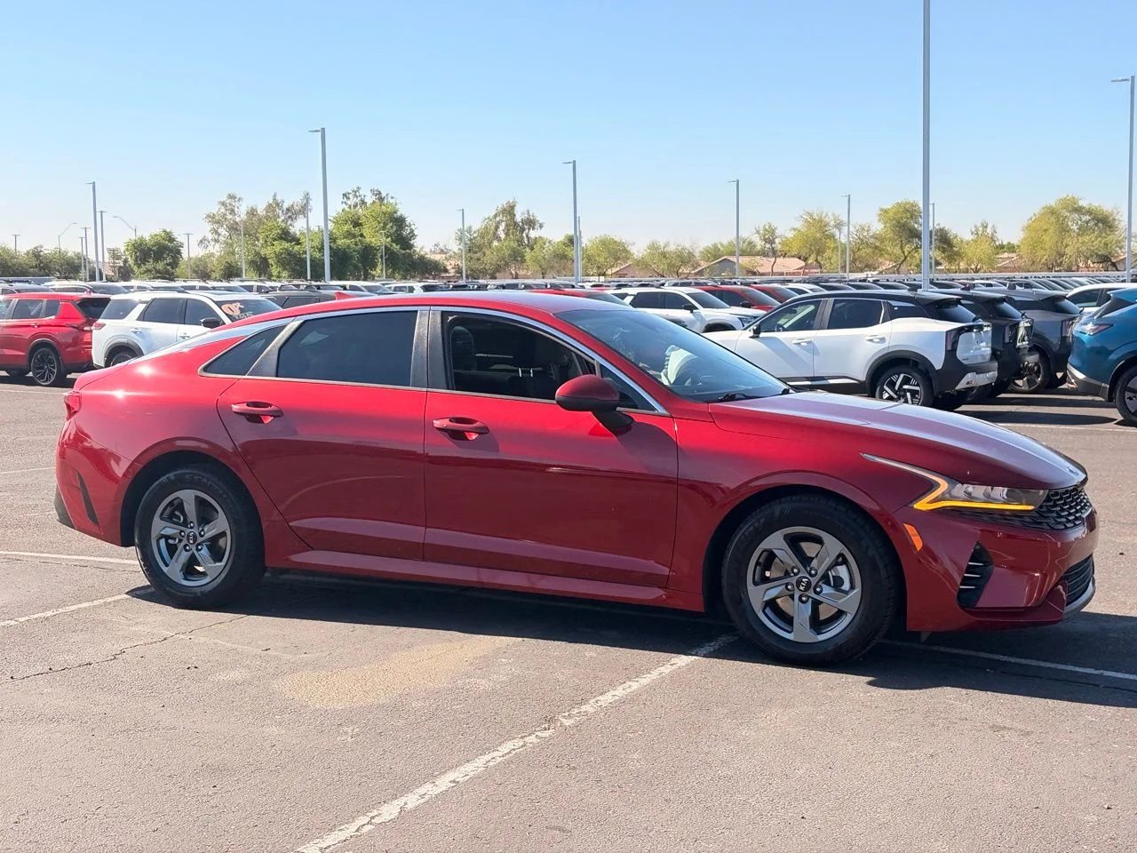 Used 2021 Passion Red Kia LXS image 7